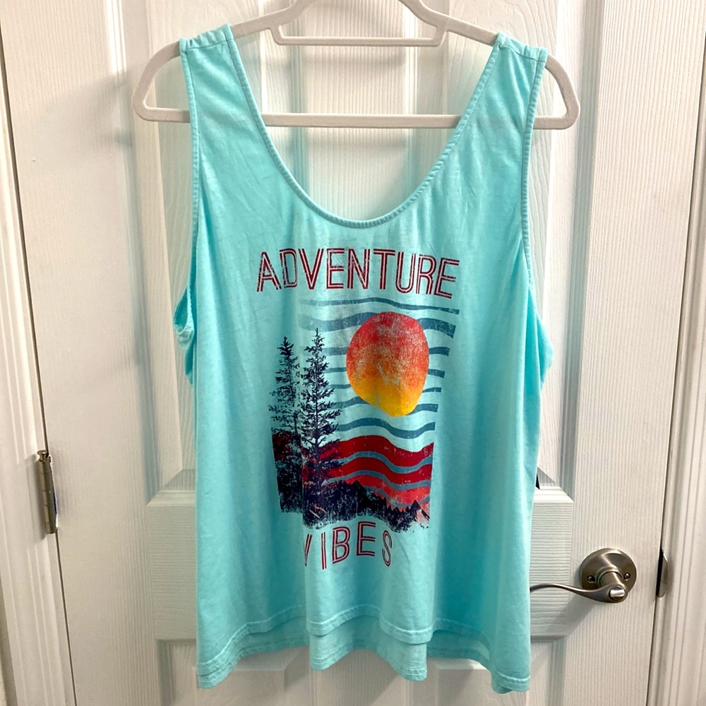 NWT Women’s Size 2XL Adventure Vibes Tank with back tie! Sexy and fun!